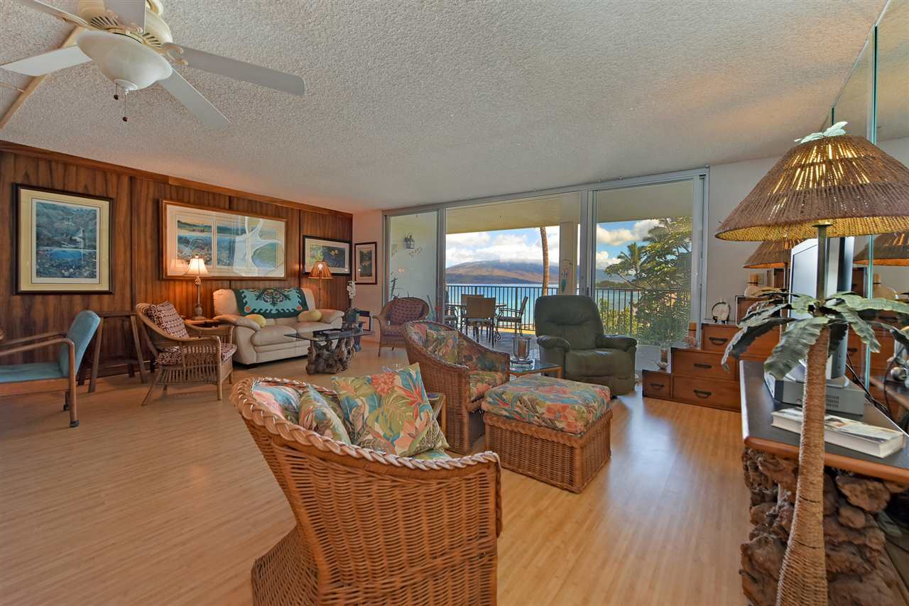 Royal Mauian condo # 302, Kihei, Hawaii - photo 4 of 29