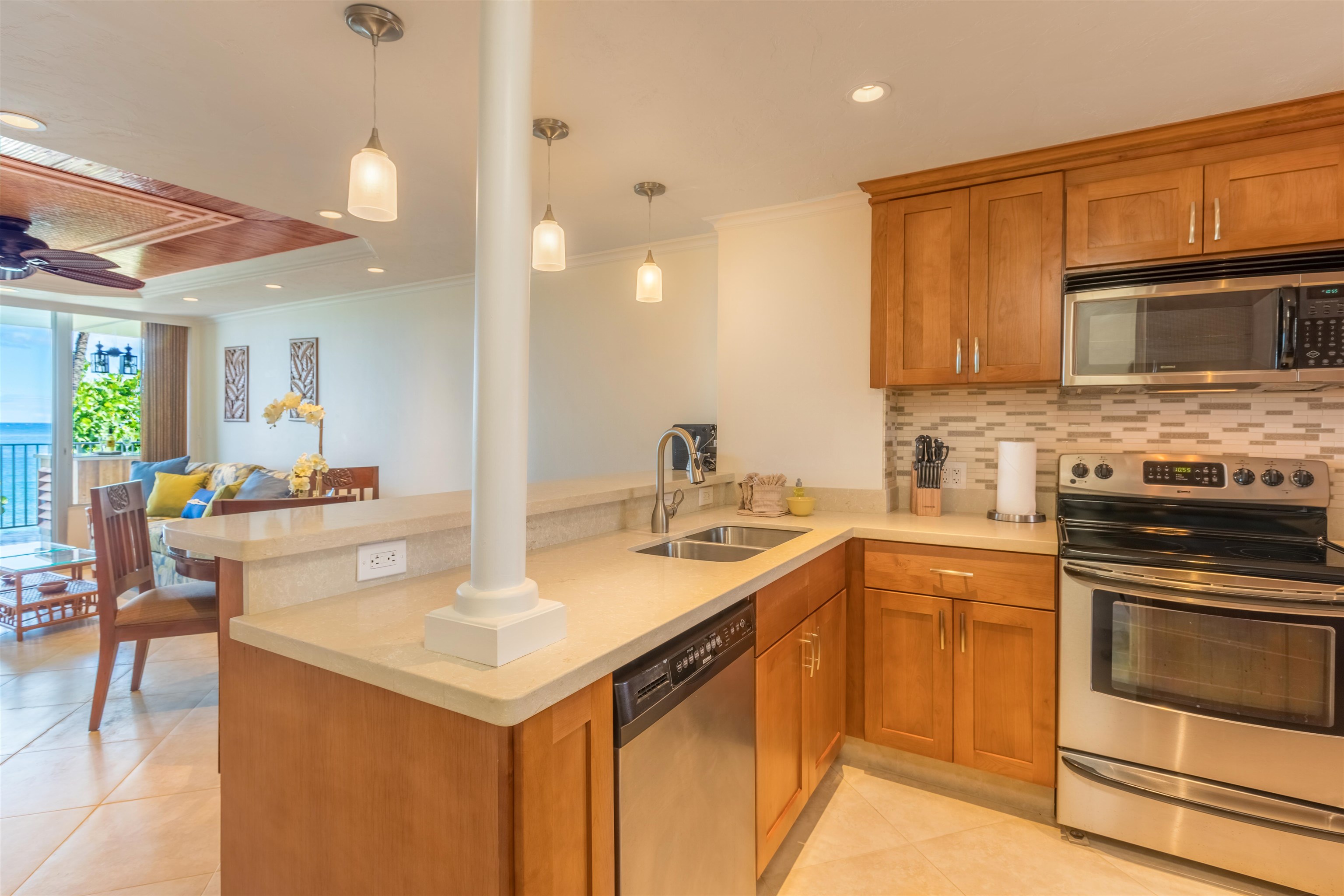 Royal Mauian condo # 315, Kihei, Hawaii - photo 17 of 28