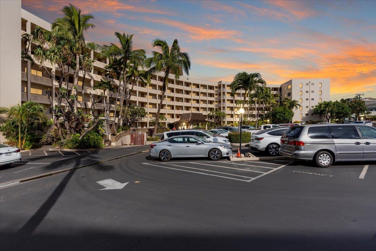 Royal Mauian condo # 404, Kihei, Hawaii - photo 28 of 31