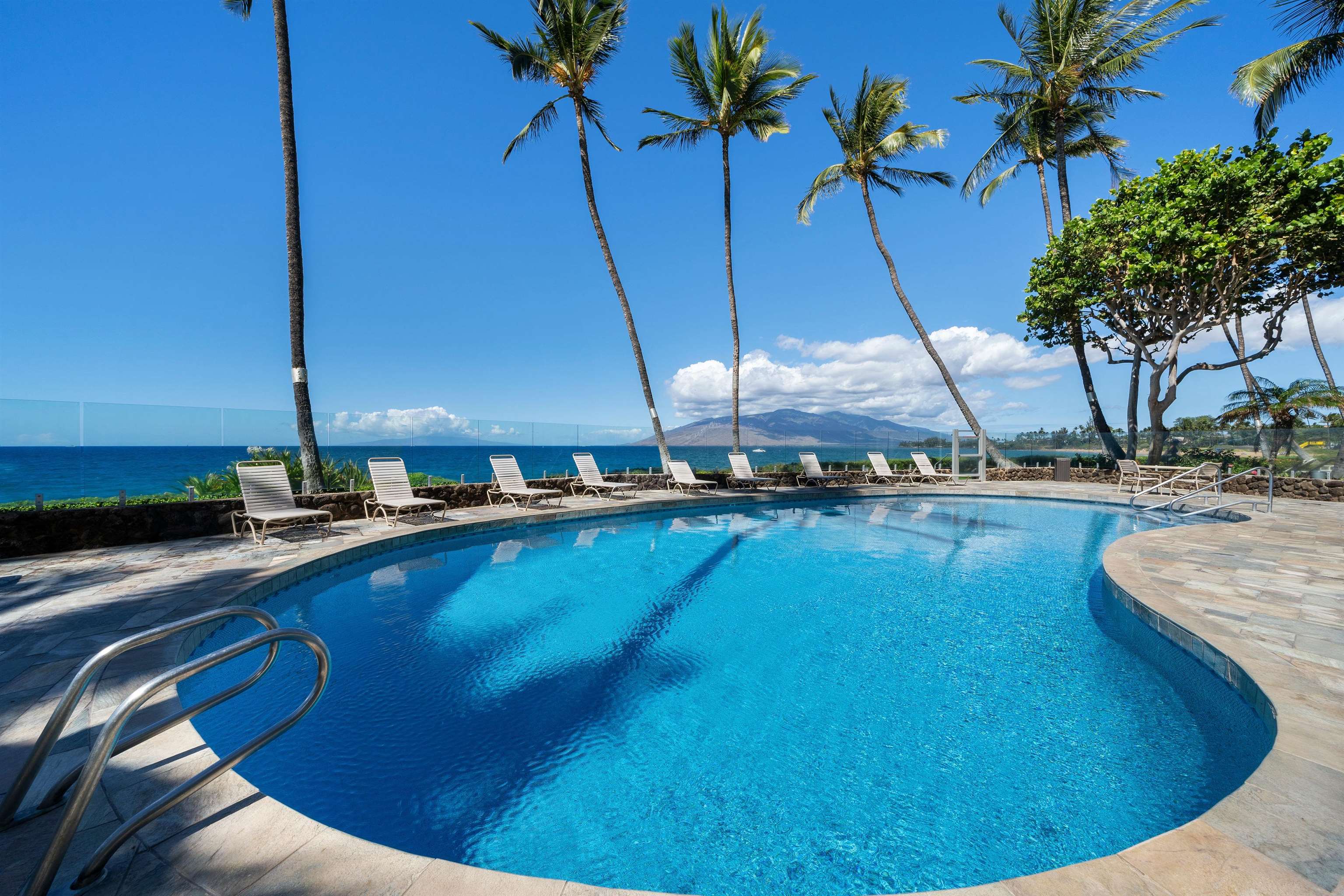 Royal Mauian condo # 411, Kihei, Hawaii - photo 7 of 43