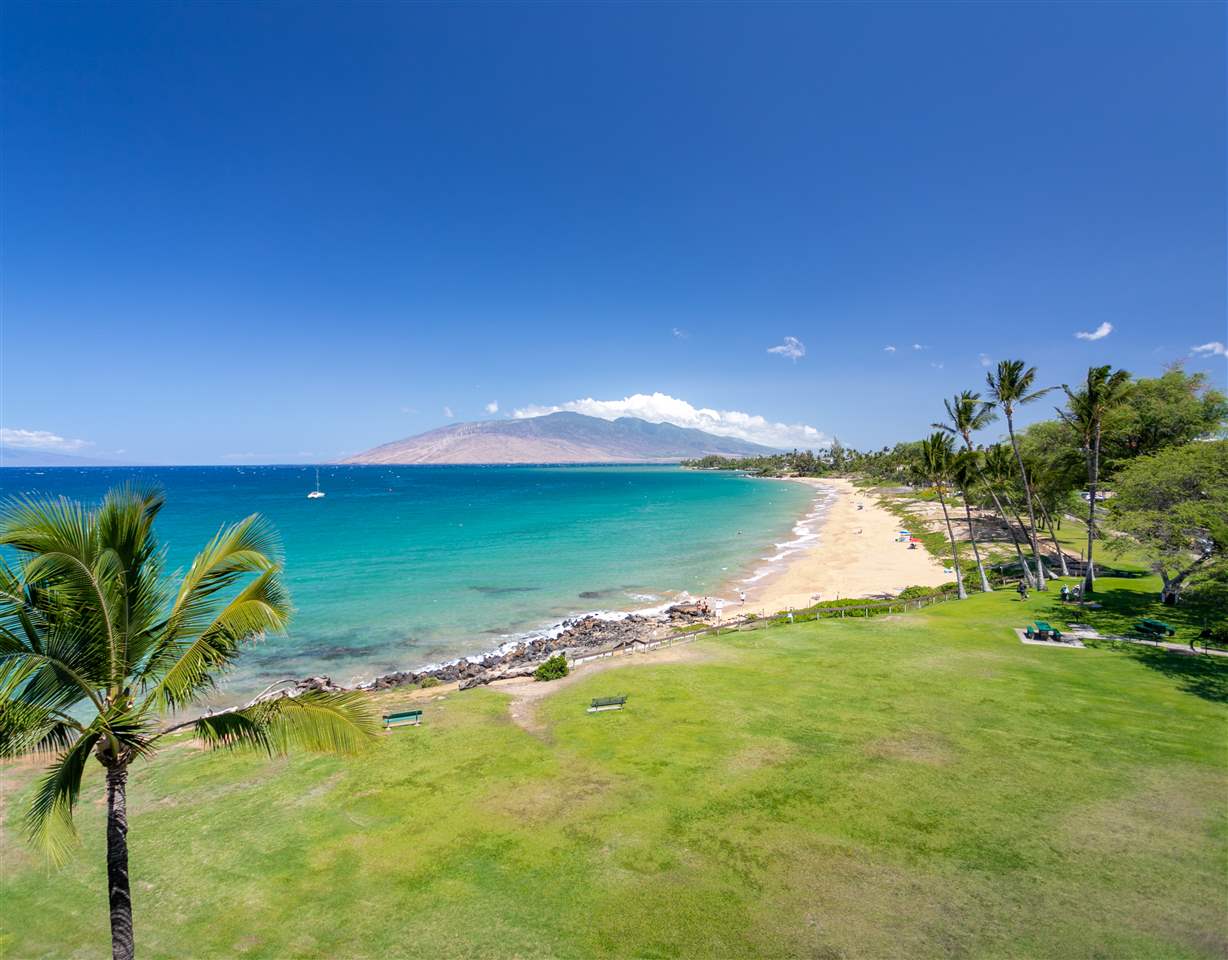 Royal Mauian condo # 504, Kihei, Hawaii - photo 3 of 30