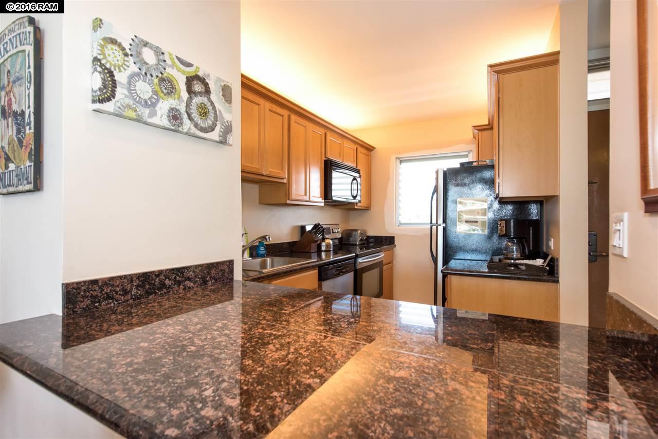 Royal Mauian condo # 604, Kihei, Hawaii - photo 7 of 28