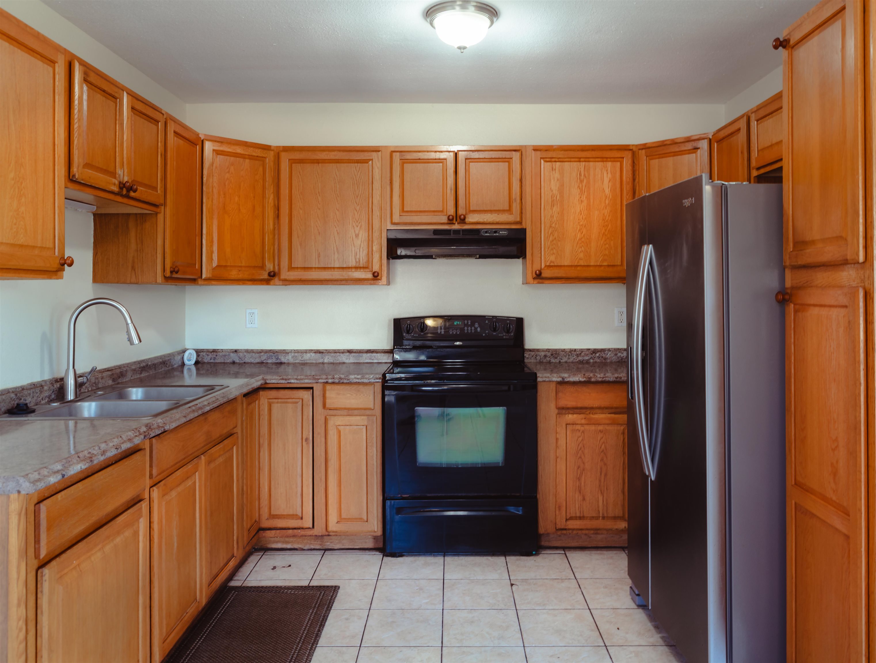 244  Hoalike St , Kihei home - photo 7 of 25