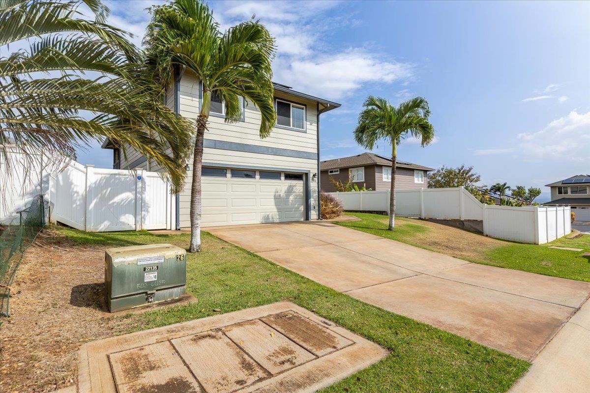 245  Kamahao Cir Waikapu, Wailuku home - photo 3 of 37