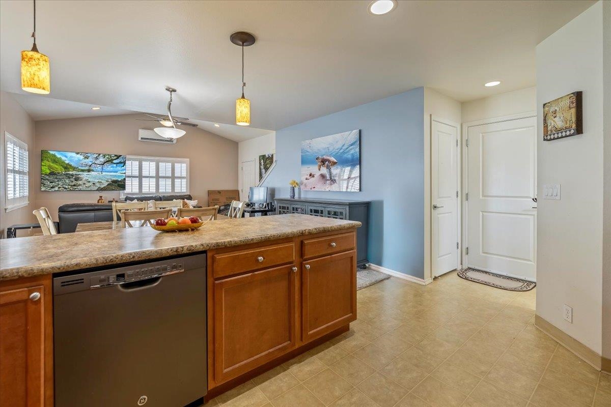 245  Kamahao Cir Waikapu, Wailuku home - photo 9 of 37