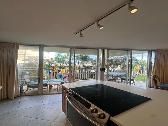 Kamaole Nalu condo # 202, Kihei, Hawaii - photo 38 of 39