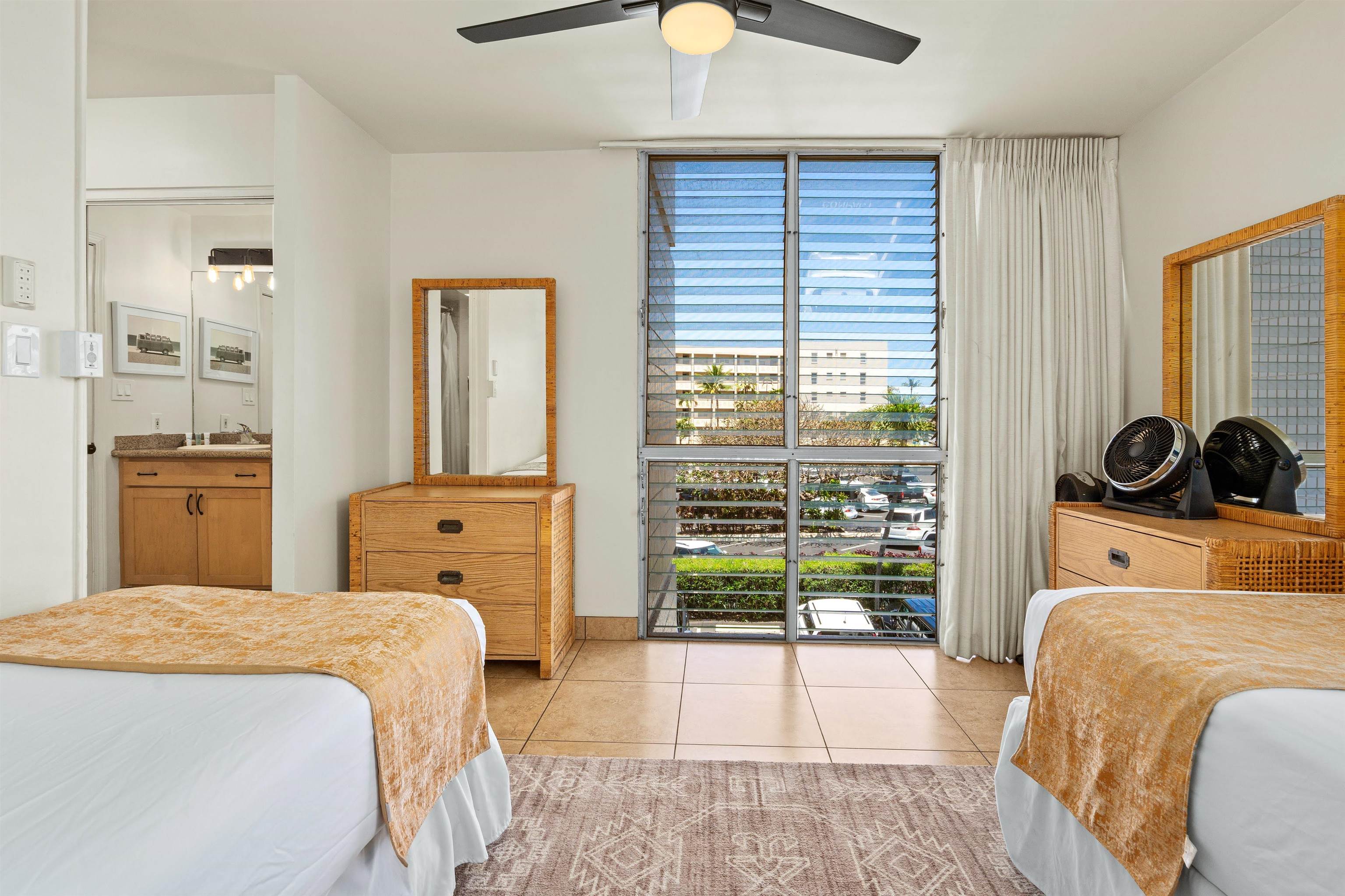 Kamaole Nalu condo # 301, Kihei, Hawaii - photo 21 of 35