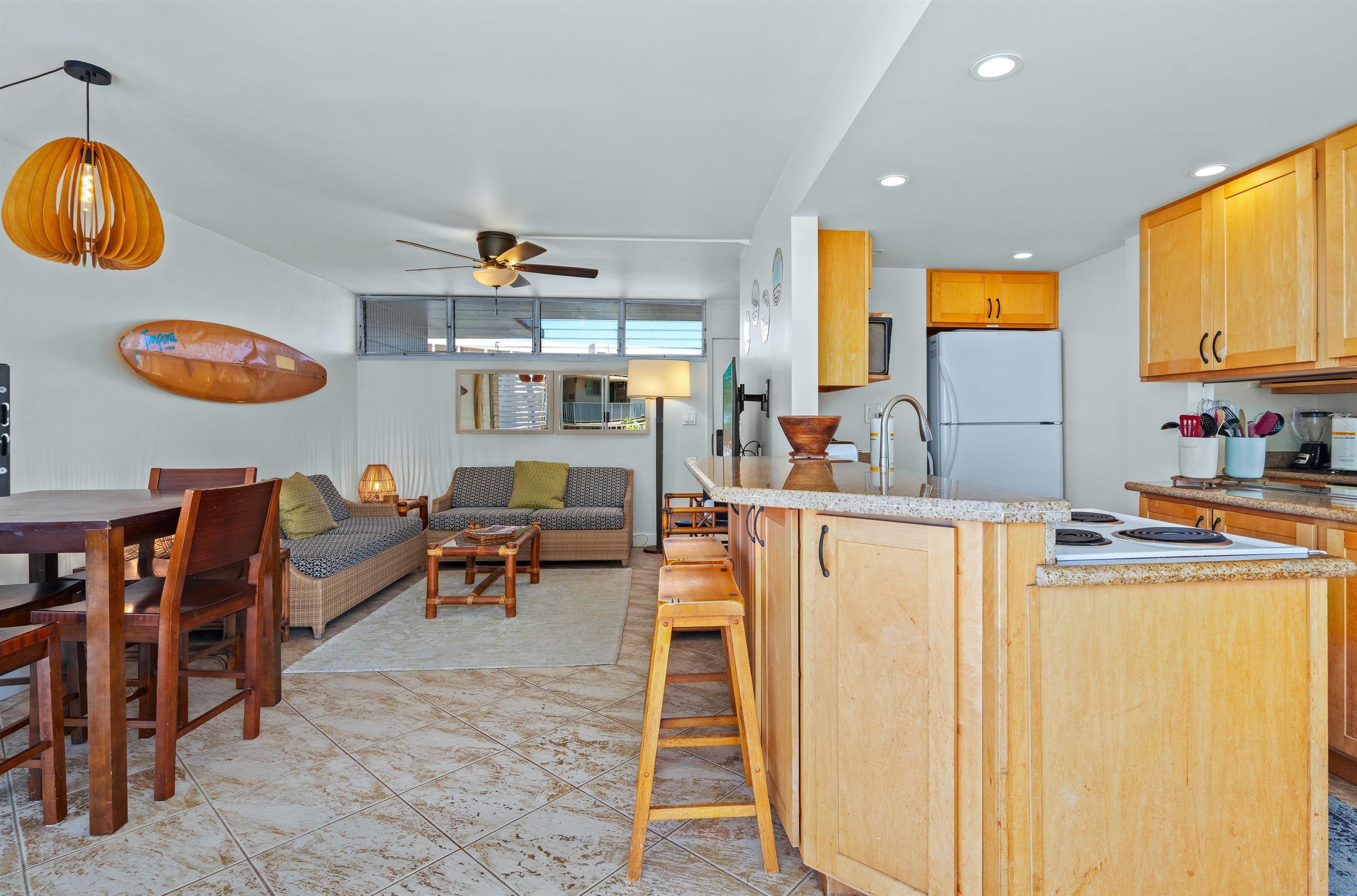 Kamaole Nalu condo # 301, Kihei, Hawaii - photo 7 of 35