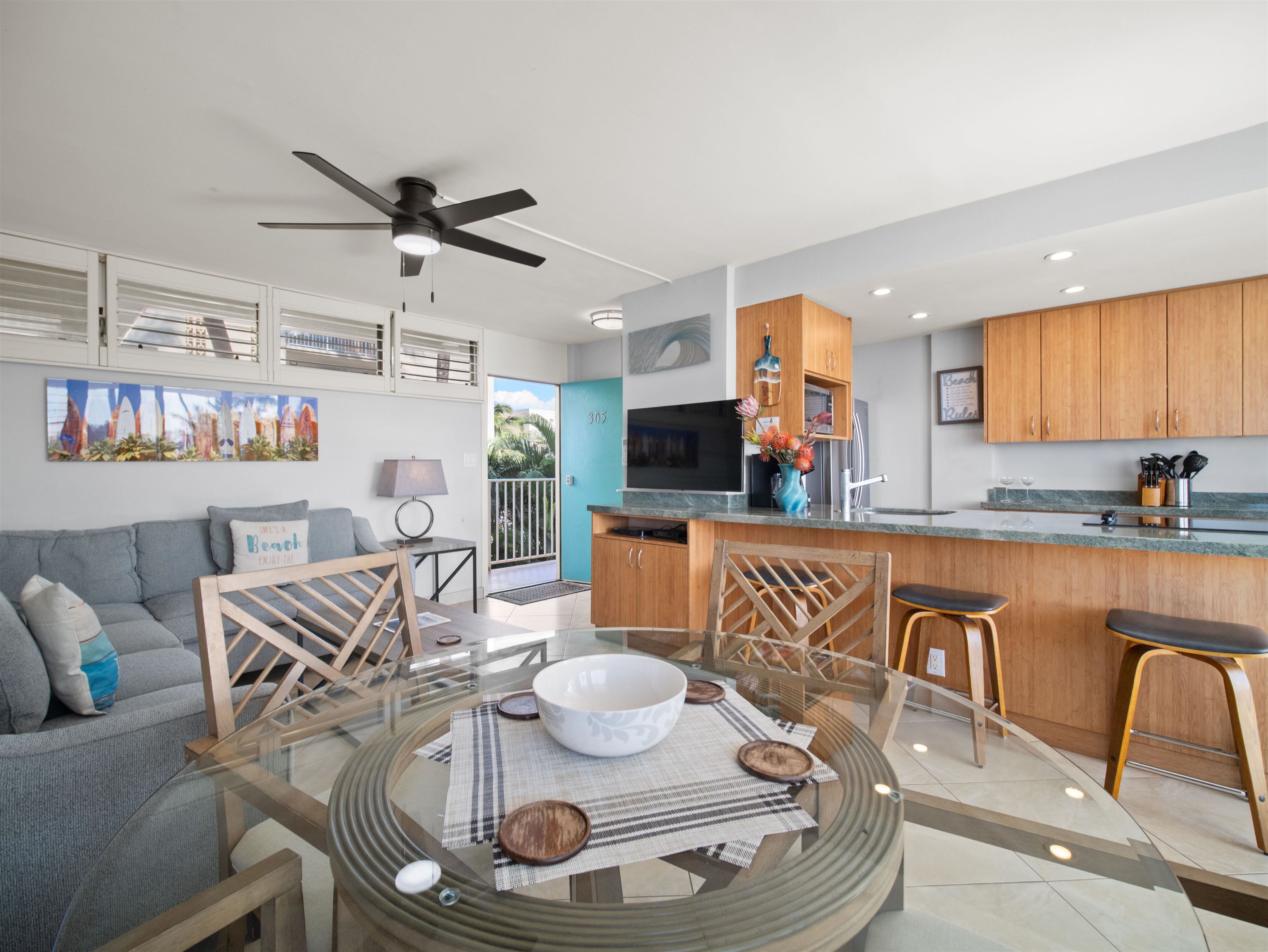 Kamaole Nalu condo # 305, Kihei, Hawaii - photo 9 of 45