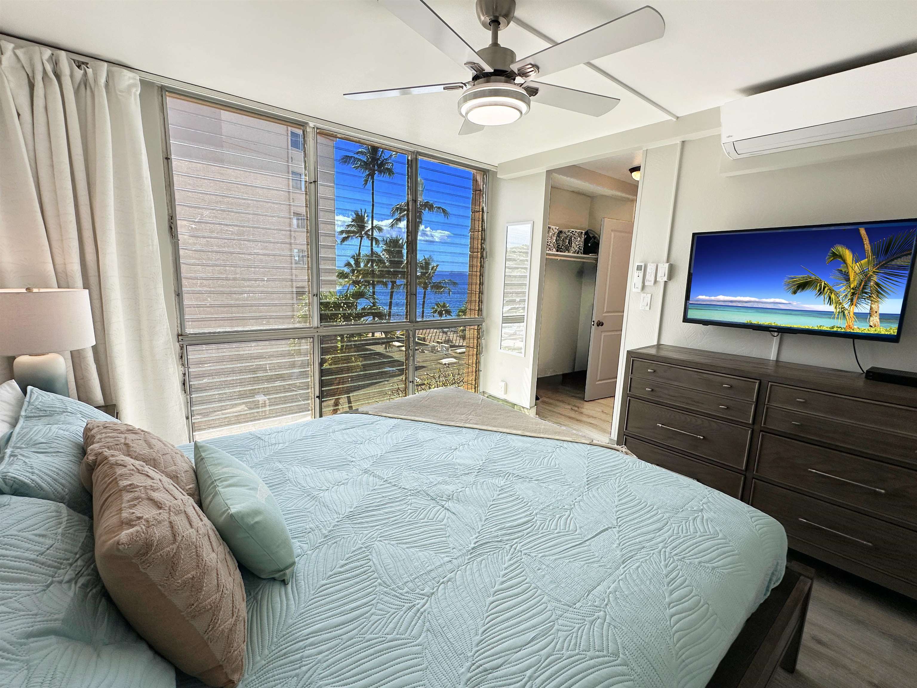 Kamaole Nalu condo # 402, Kihei, Hawaii - photo 20 of 40