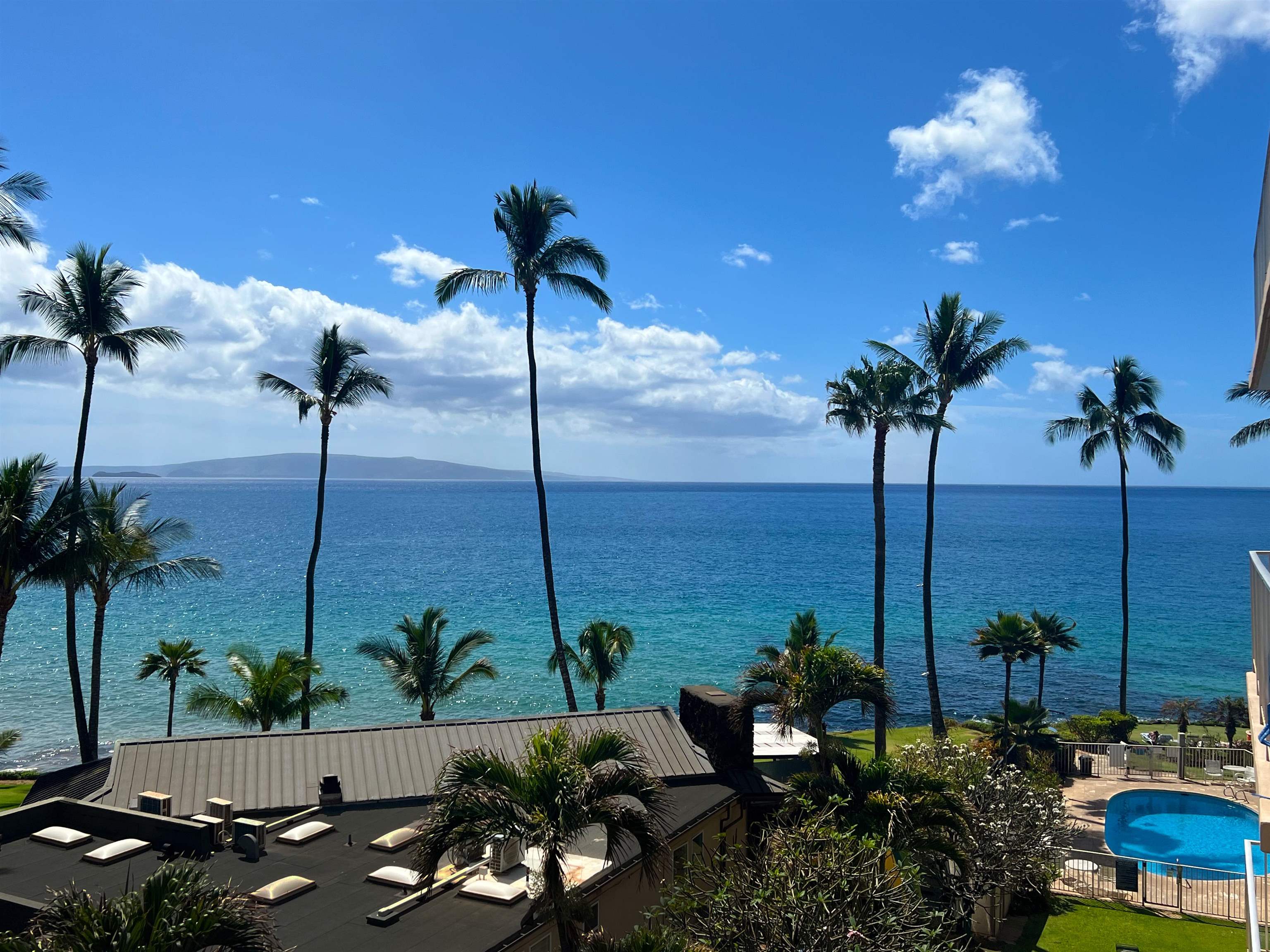 Kamaole Nalu condo # 402, Kihei, Hawaii - photo 37 of 40