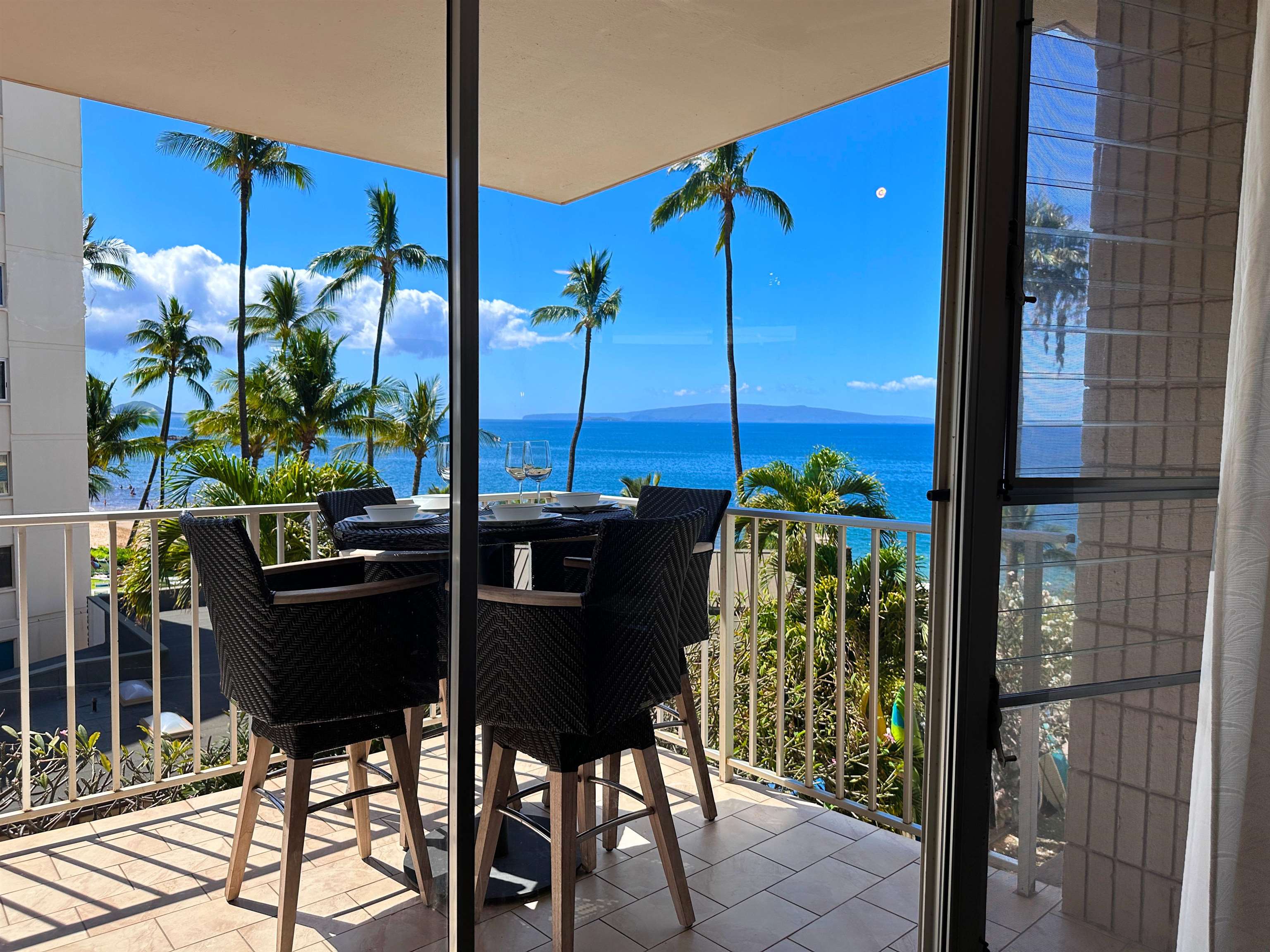 Kamaole Nalu condo # 402, Kihei, Hawaii - photo 7 of 40