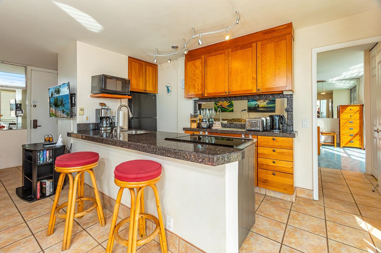 Kamaole Nalu condo # 502, Kihei, Hawaii - photo 5 of 30