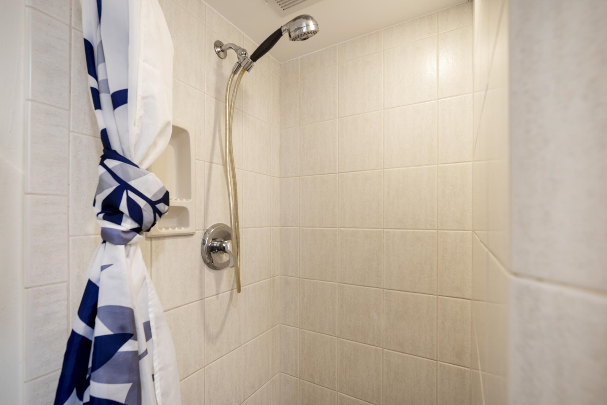 Kamaole Nalu condo # 506, Kihei, Hawaii - photo 28 of 40