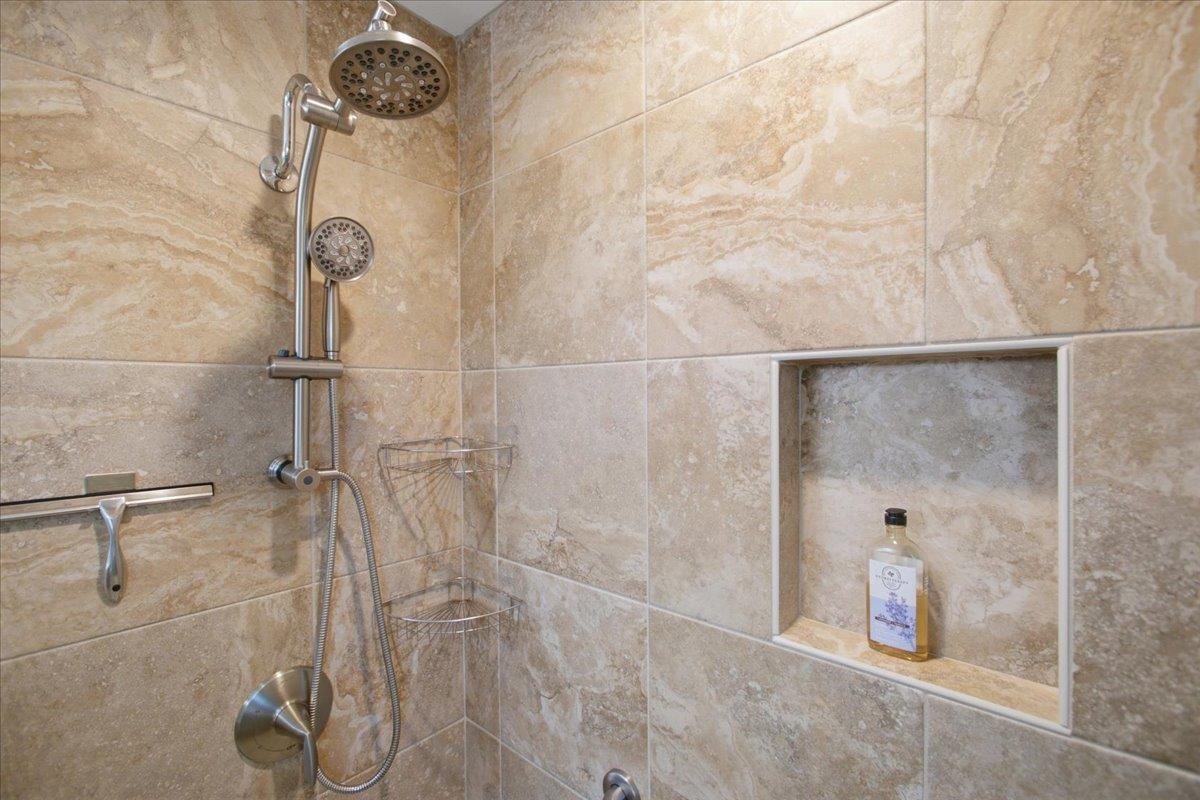 2451  Umeke Cir , Kihei home - photo 25 of 47