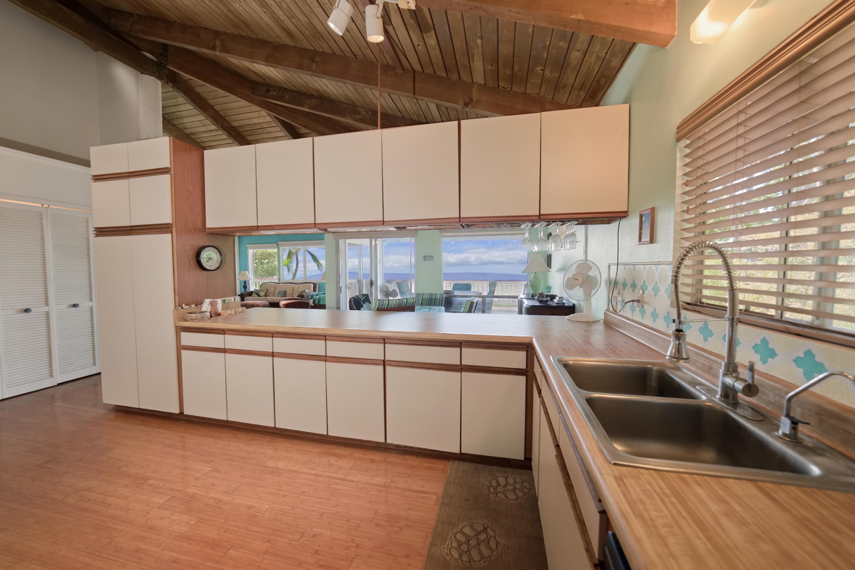 2452  Kamehameha V Hwy , Molokai home - photo 17 of 32