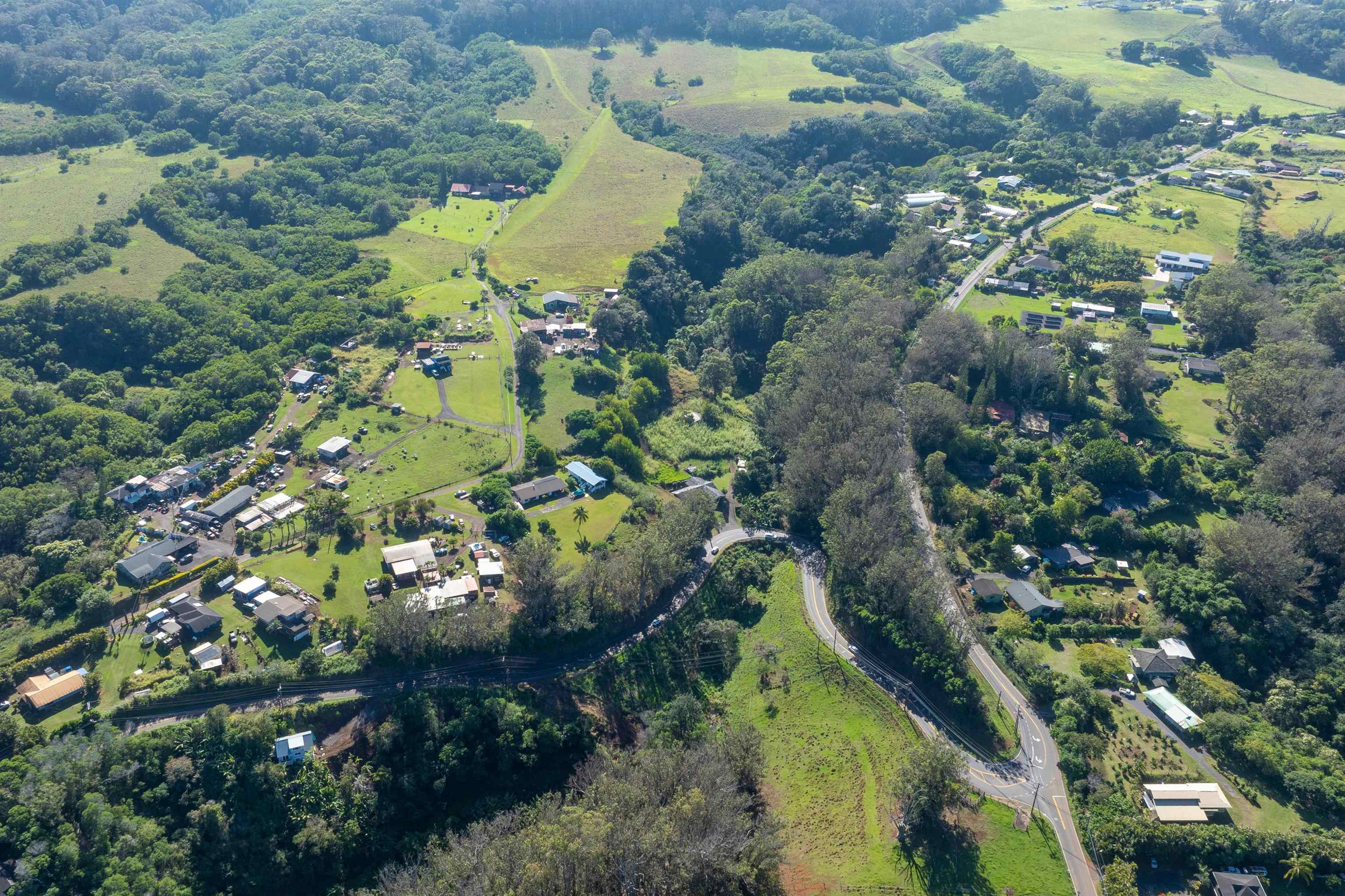 2475  Kaupakalua Rd Haiku, Haiku home - photo 24 of 28