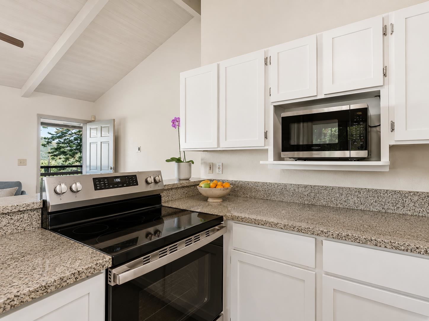 2475 "B"  Liliko'i Rd , Haiku home - photo 7 of 18