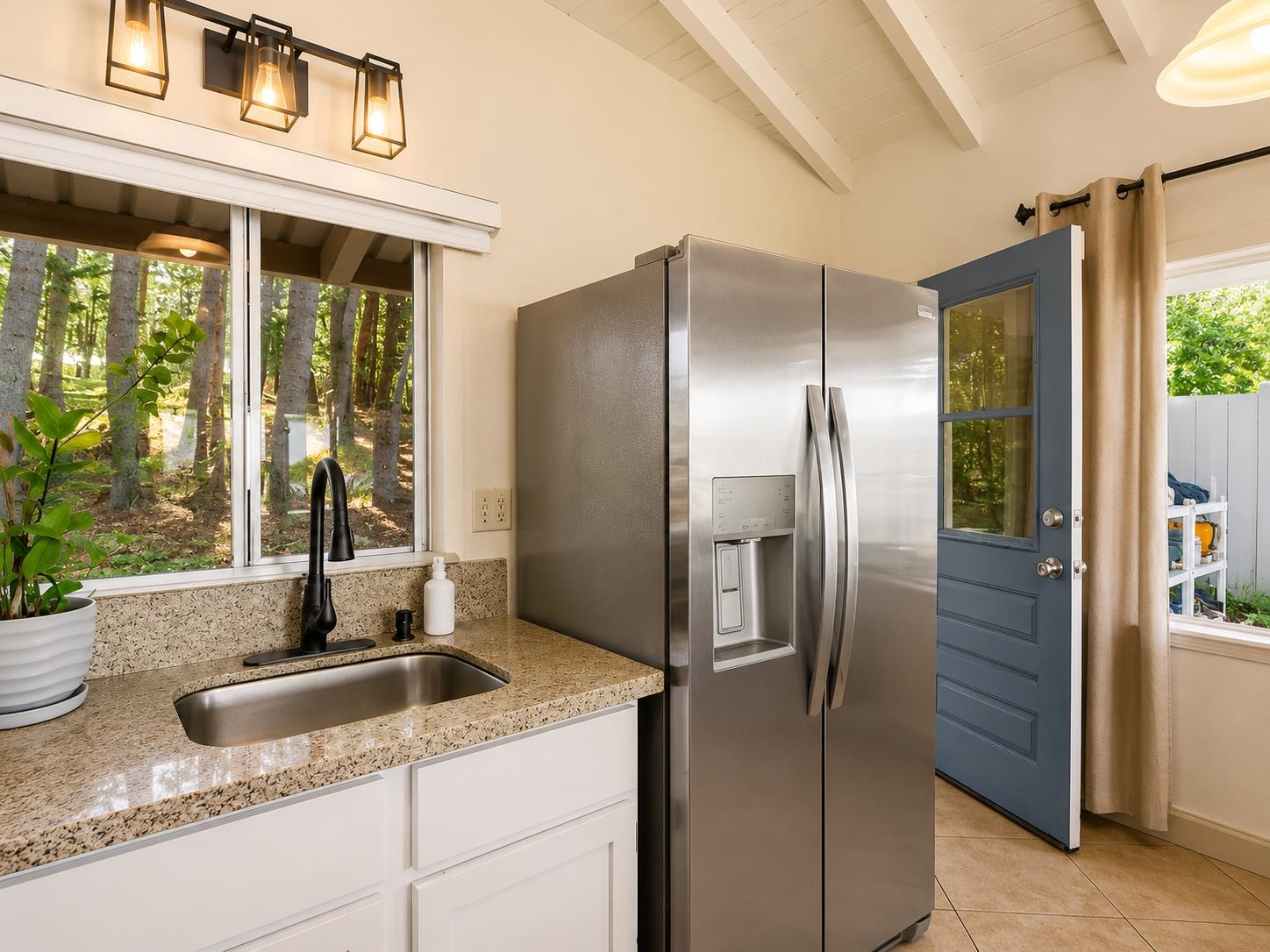 2475 "B"  Liliko'i Rd , Haiku home - photo 9 of 18