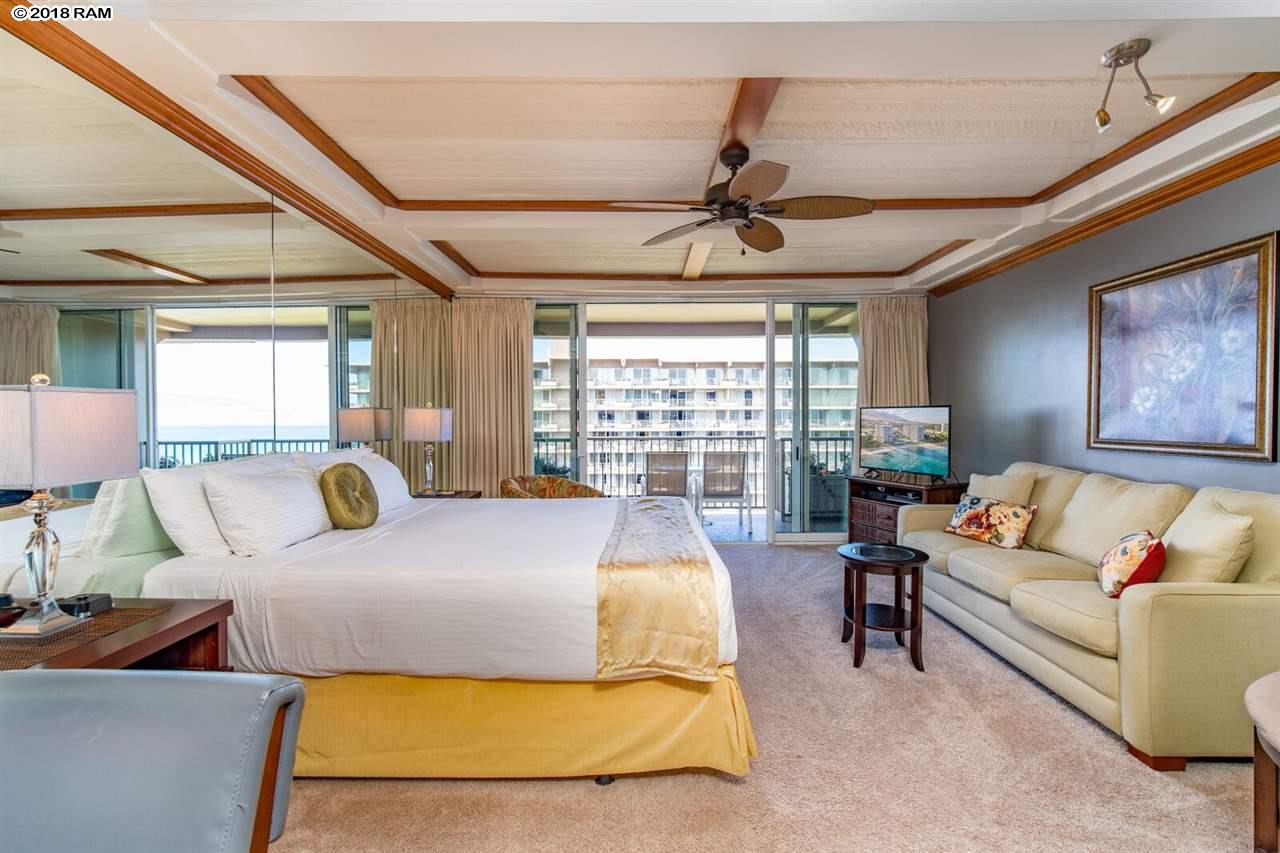 Whaler I condo # 1013, Lahaina, Hawaii - photo 5 of 15