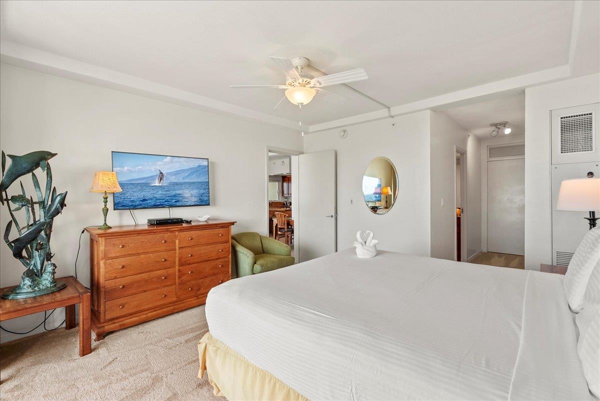 Whaler II condo # 1051, Lahaina, Hawaii - photo 27 of 42