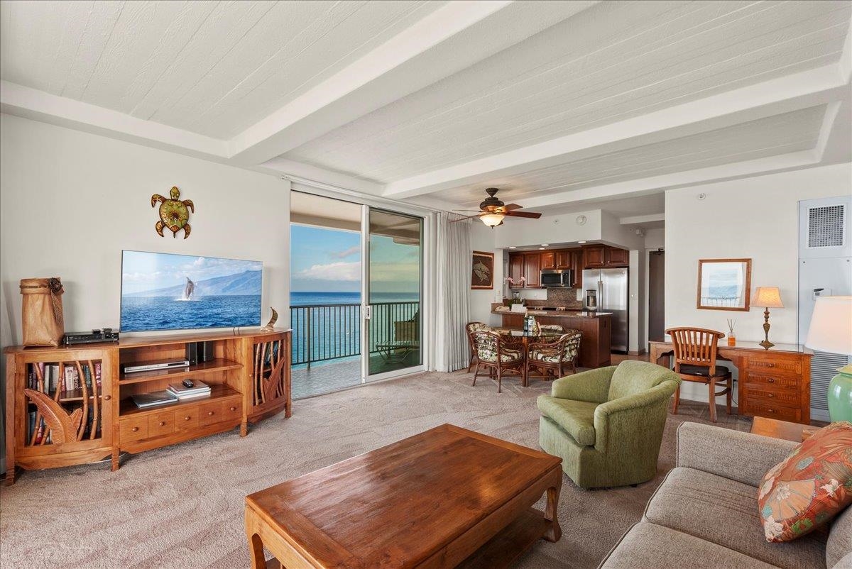 Whaler II condo # 1051, Lahaina, Hawaii - photo 8 of 42