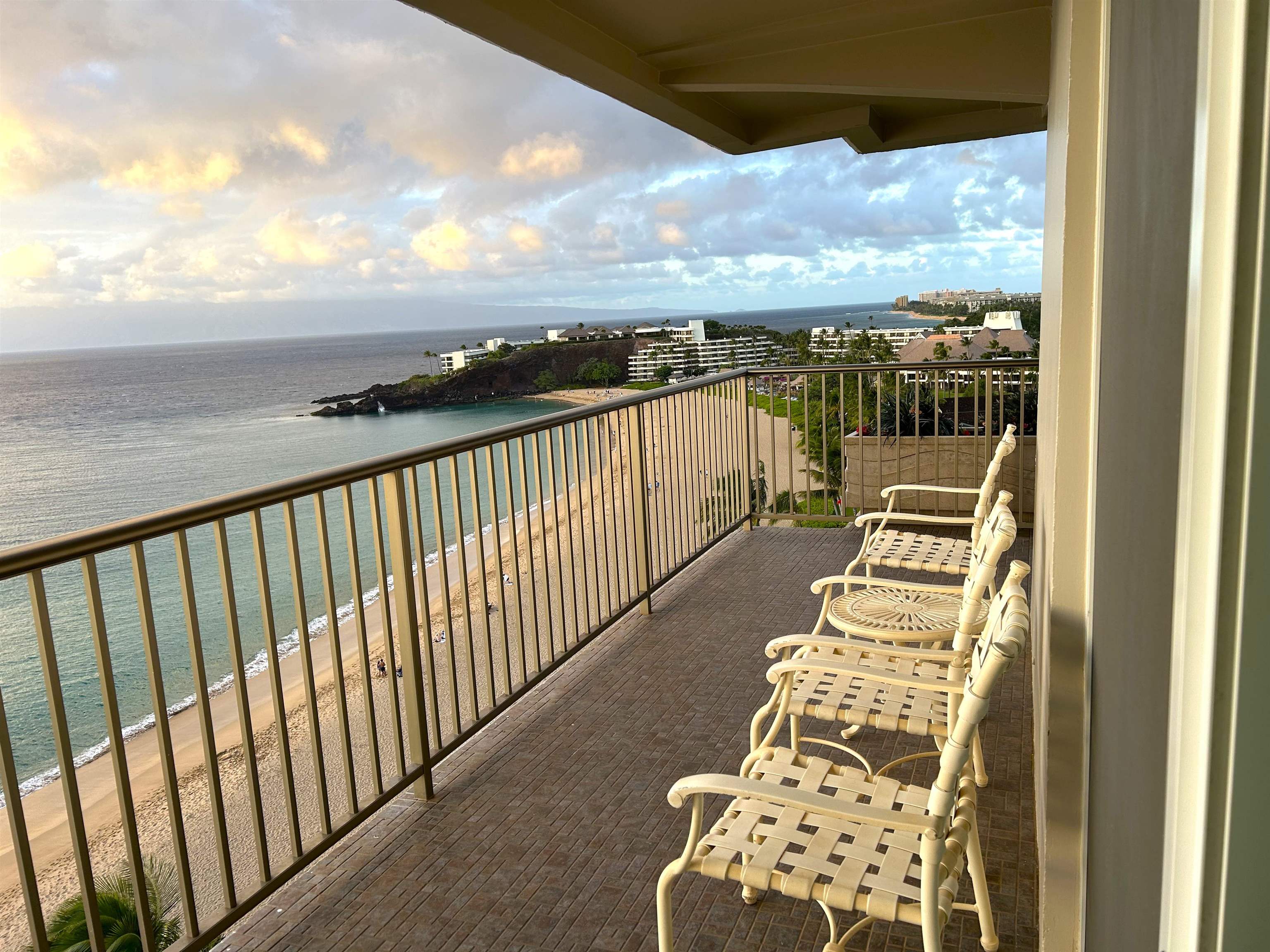 Whaler I condo # 1102, Lahaina, Hawaii - photo 17 of 19