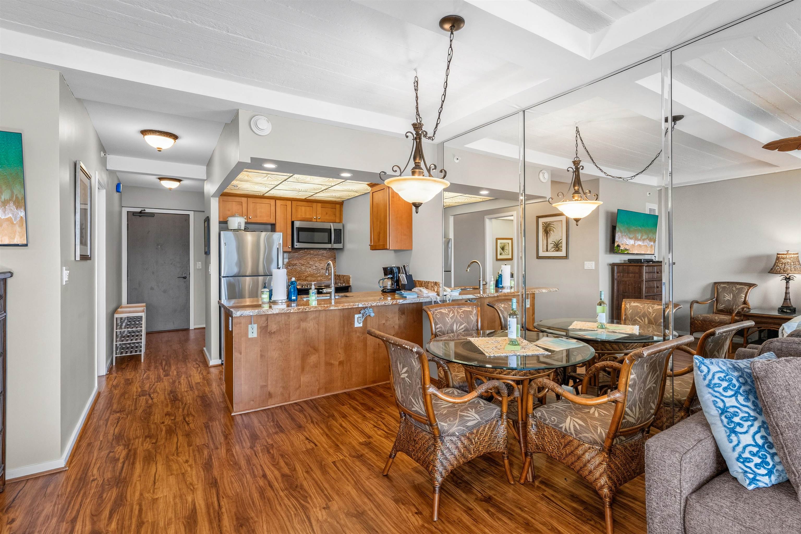 Whaler I condo # 1115, Lahaina, Hawaii - photo 3 of 40