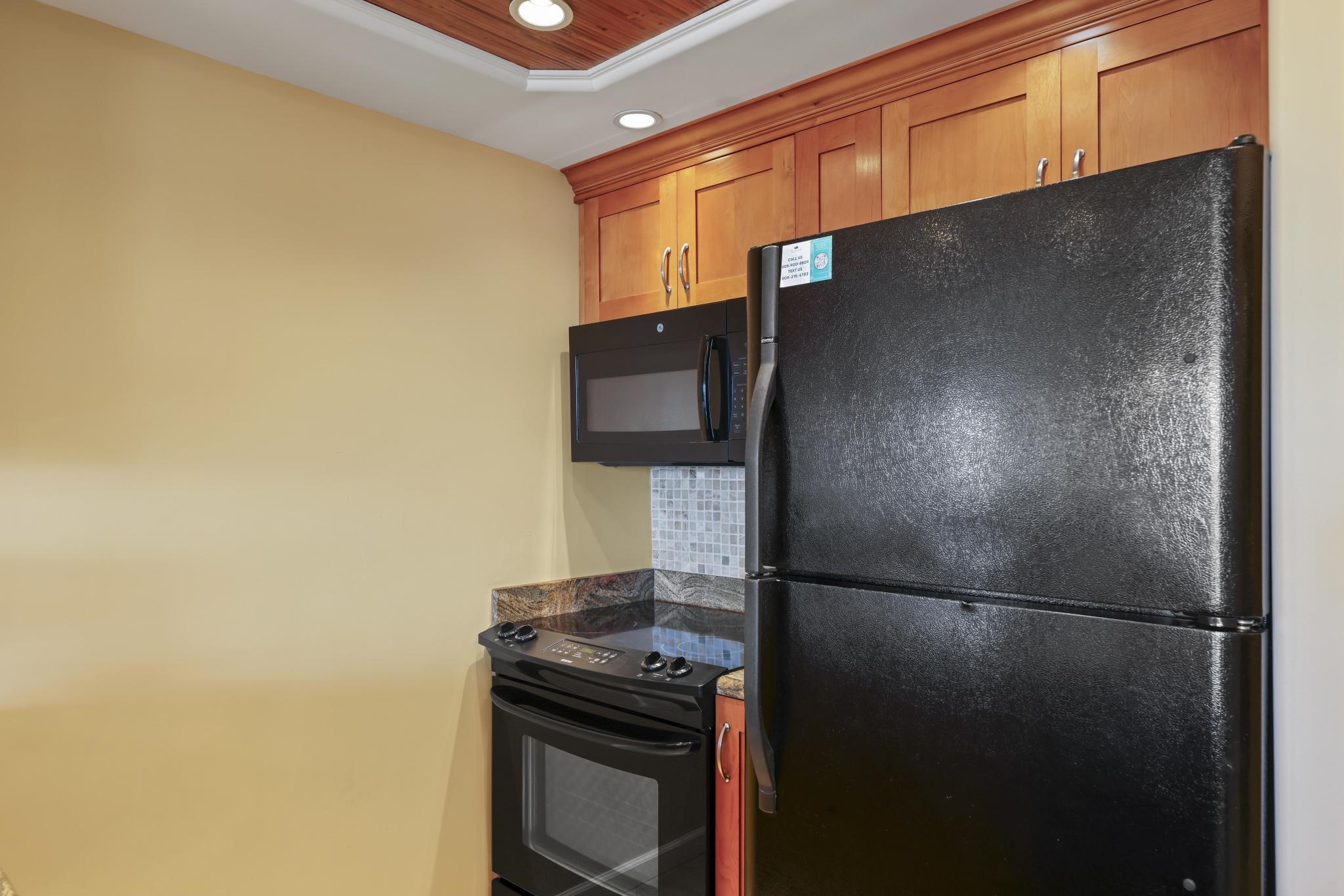 Whaler II condo # 1165, Lahaina, Hawaii - photo 11 of 42