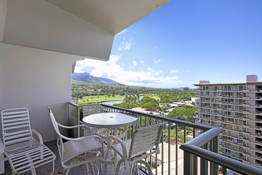 Whaler I condo # 1215, Lahaina, Hawaii - photo 22 of 36