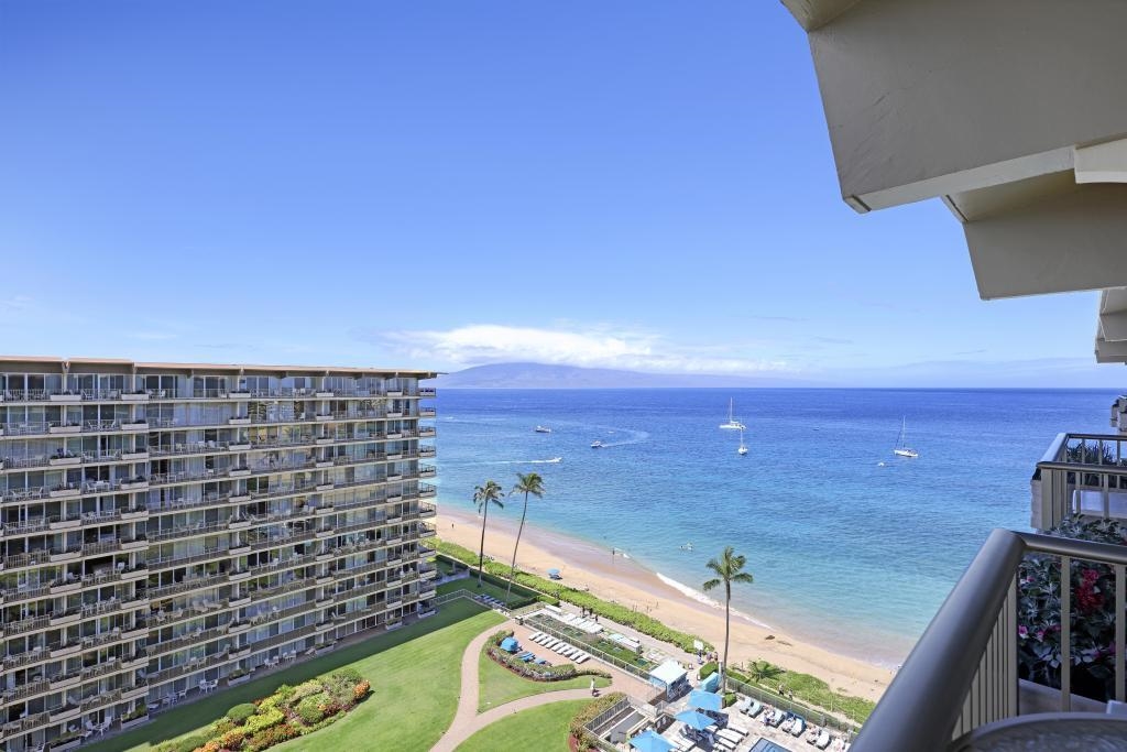 Whaler I condo # 1215, Lahaina, Hawaii - photo 10 of 36