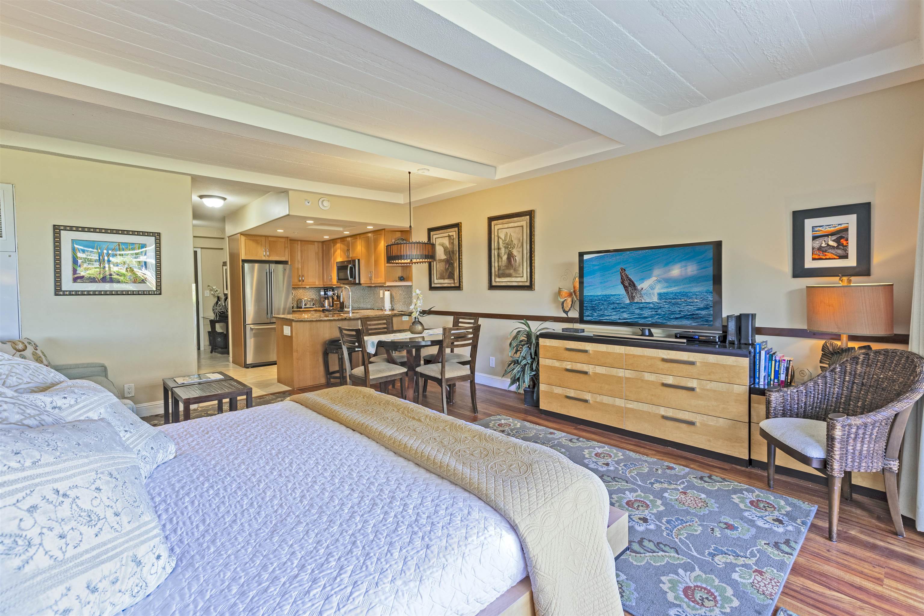 Whaler II condo # 162, Lahaina, Hawaii - photo 11 of 42