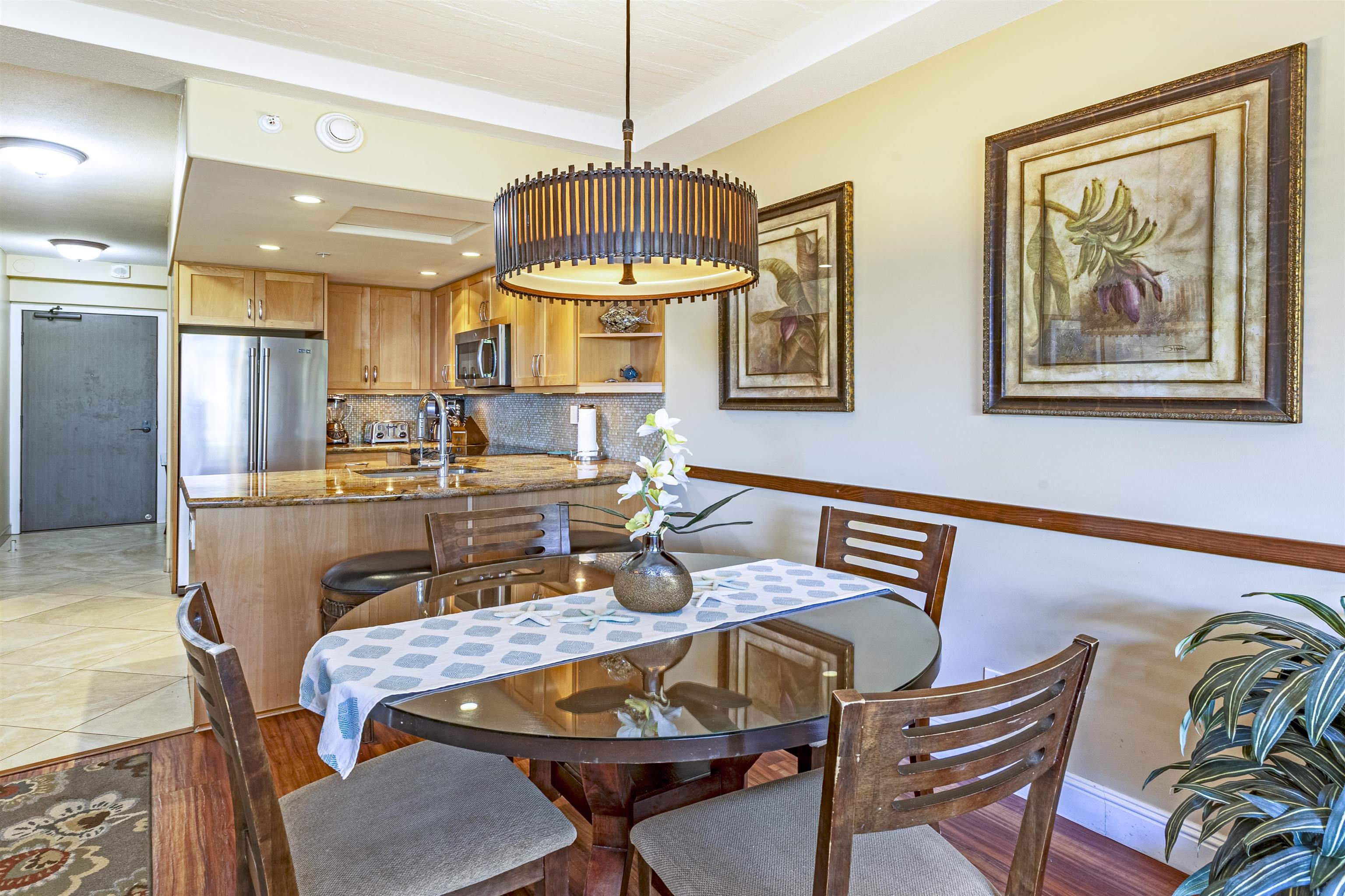 Whaler II condo # 162, Lahaina, Hawaii - photo 12 of 42