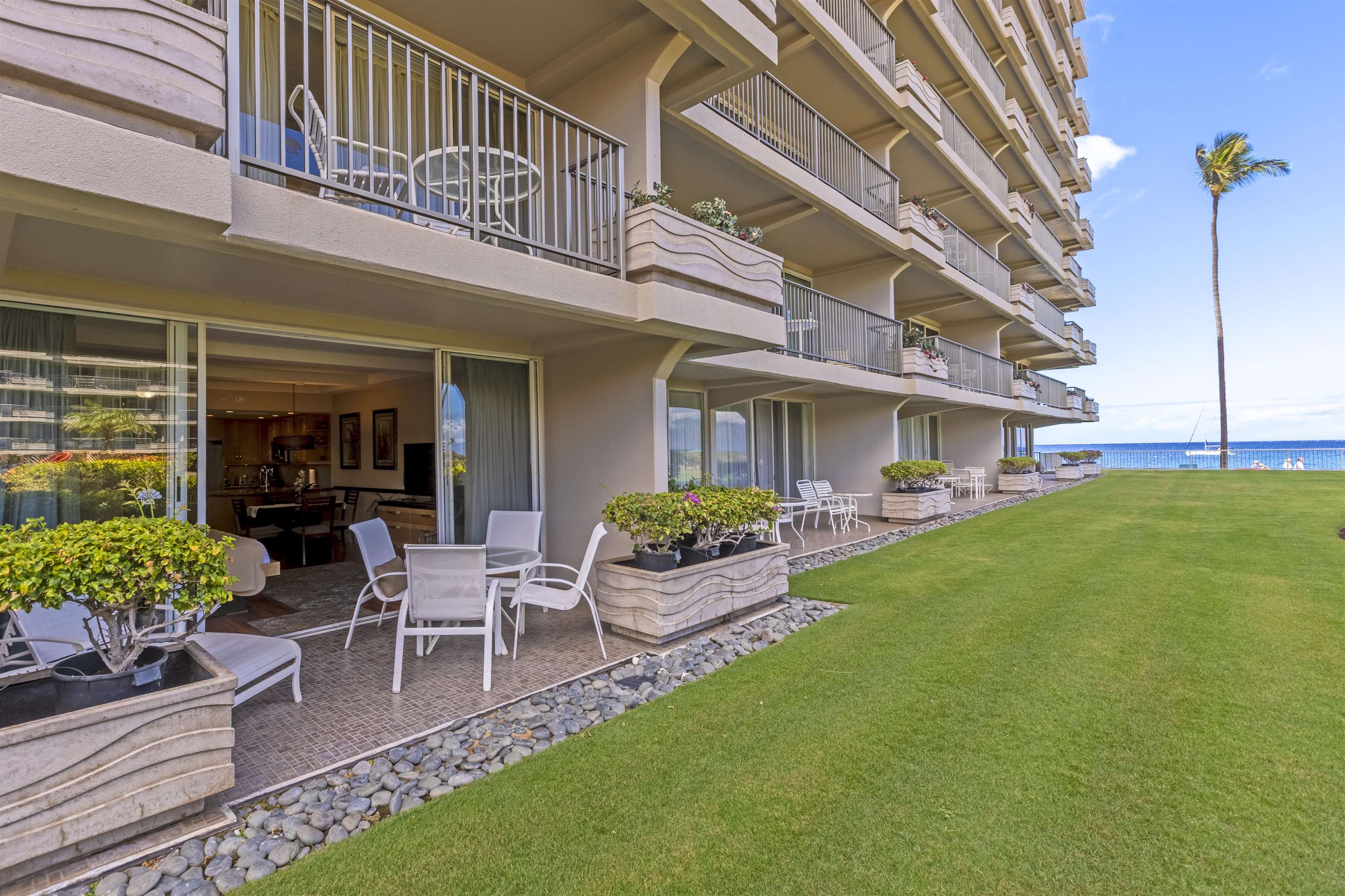 Whaler II condo # 162, Lahaina, Hawaii - photo 9 of 42