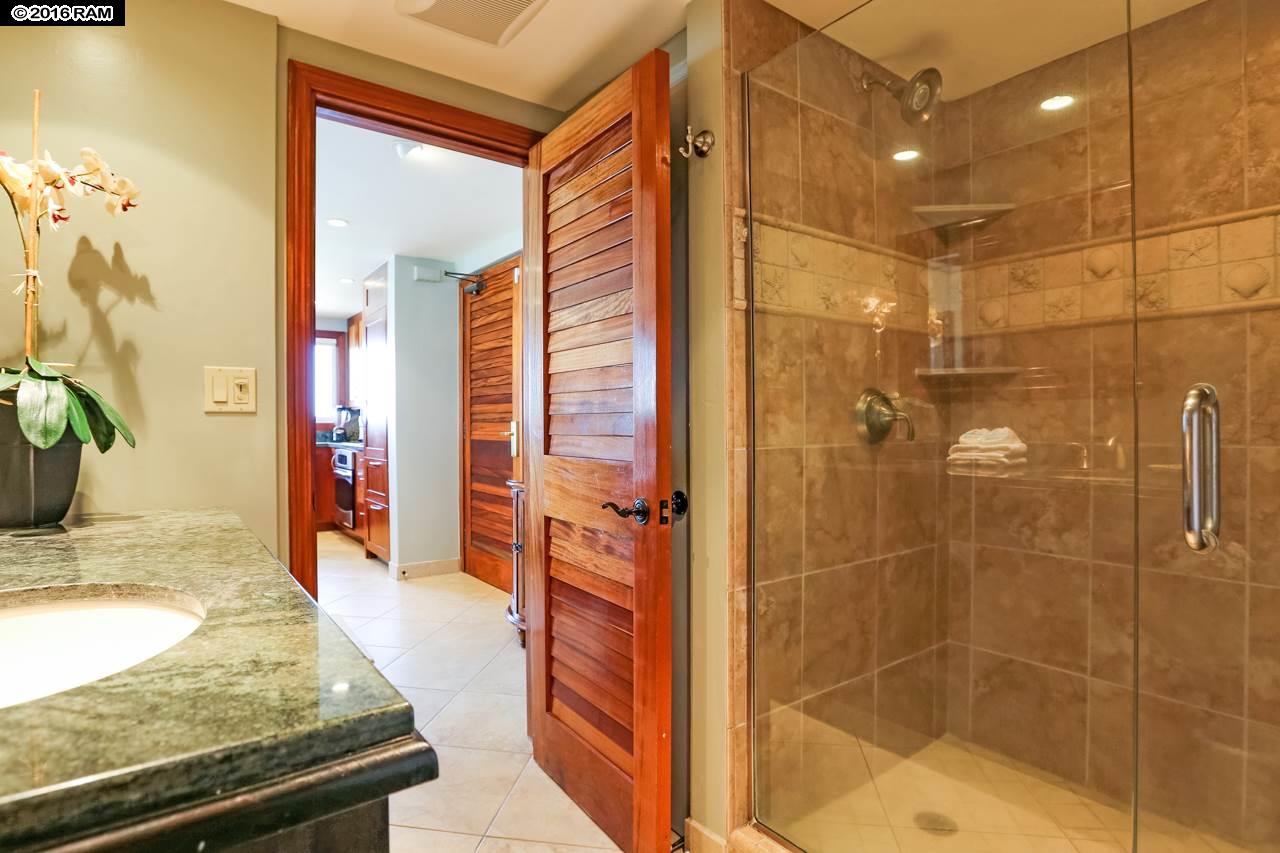 Whaler I condo # 201, Lahaina, Hawaii - photo 23 of 30