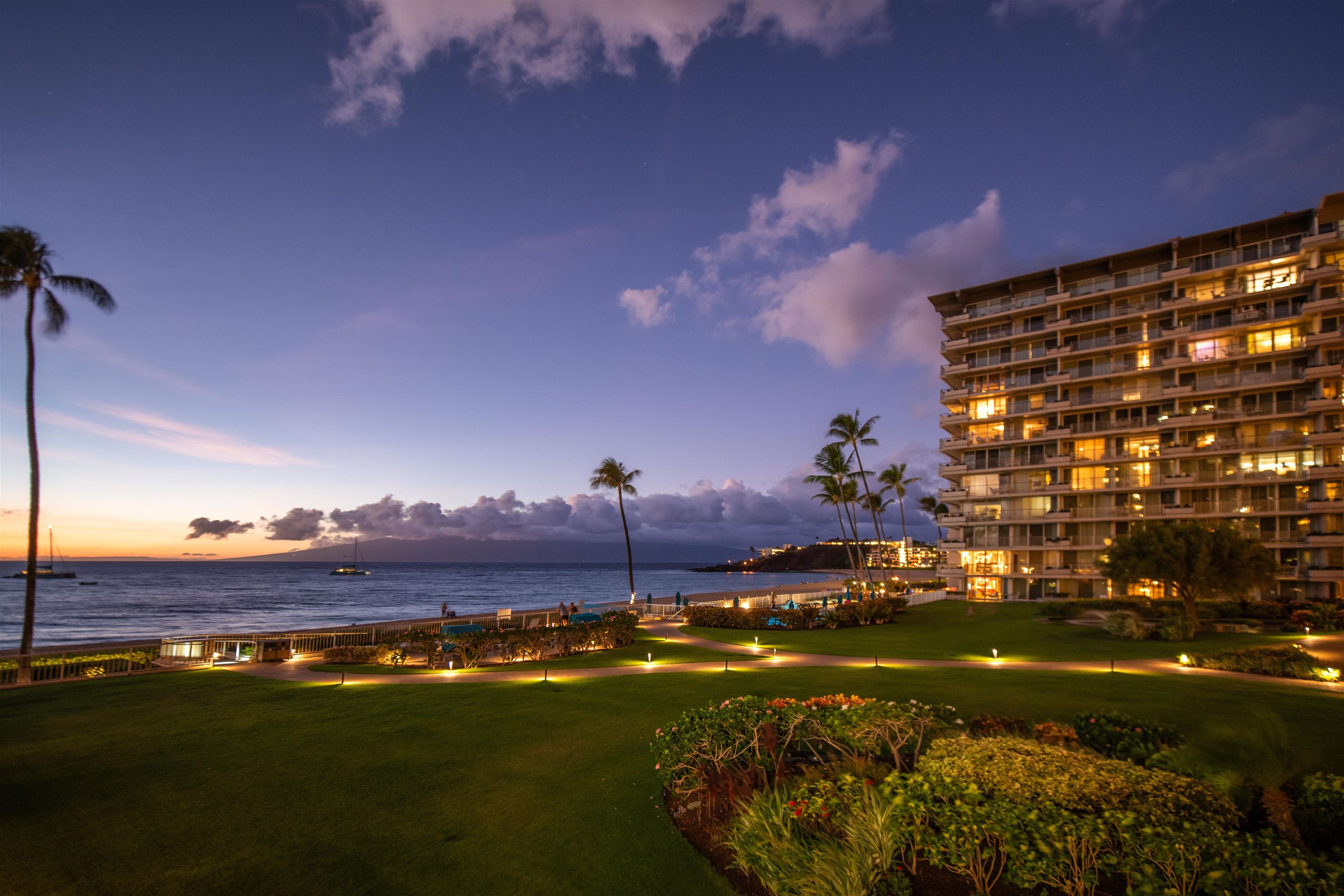 Whaler II condo # 256, Lahaina, Hawaii - photo 50 of 50