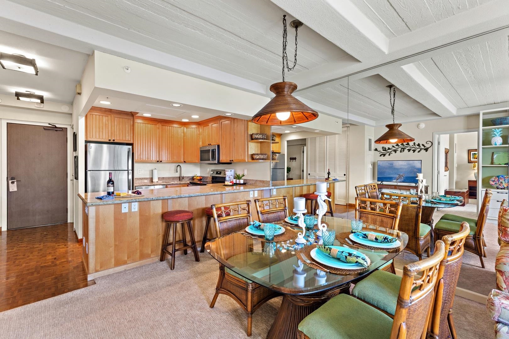 Whaler I condo # 257, Lahaina, Hawaii - photo 4 of 35
