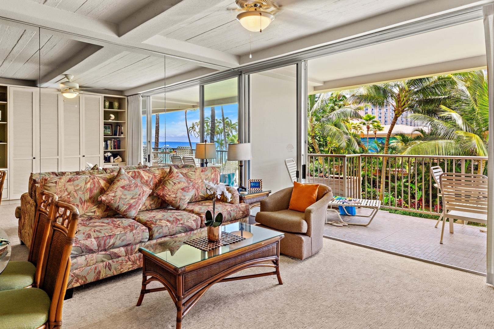 Whaler I condo # 257, Lahaina, Hawaii - photo 7 of 35