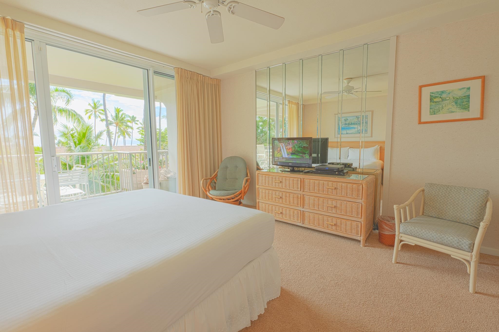 Whaler II condo # 357, Lahaina, Hawaii - photo 5 of 14