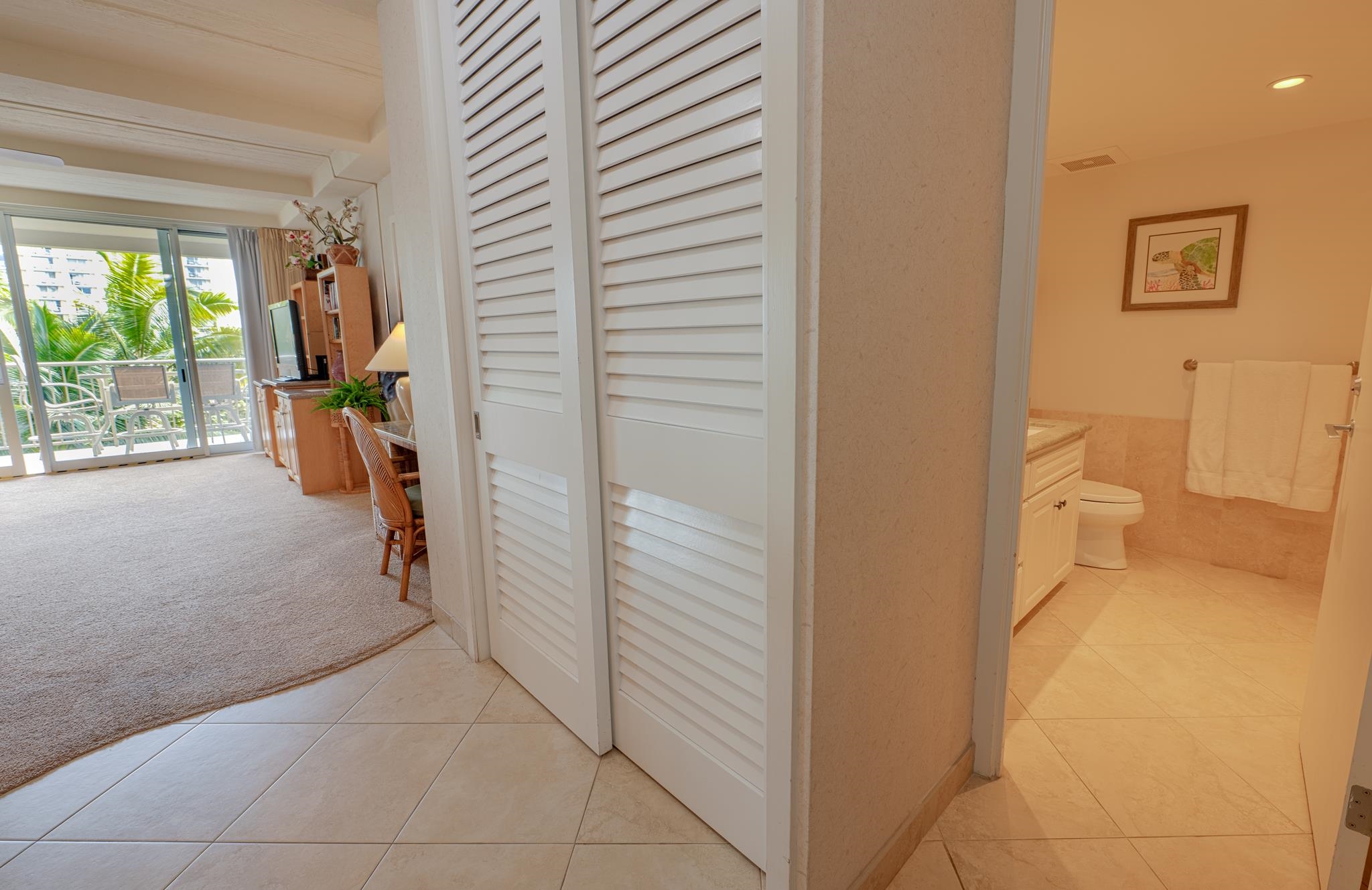 Whaler II condo # 357, Lahaina, Hawaii - photo 7 of 14