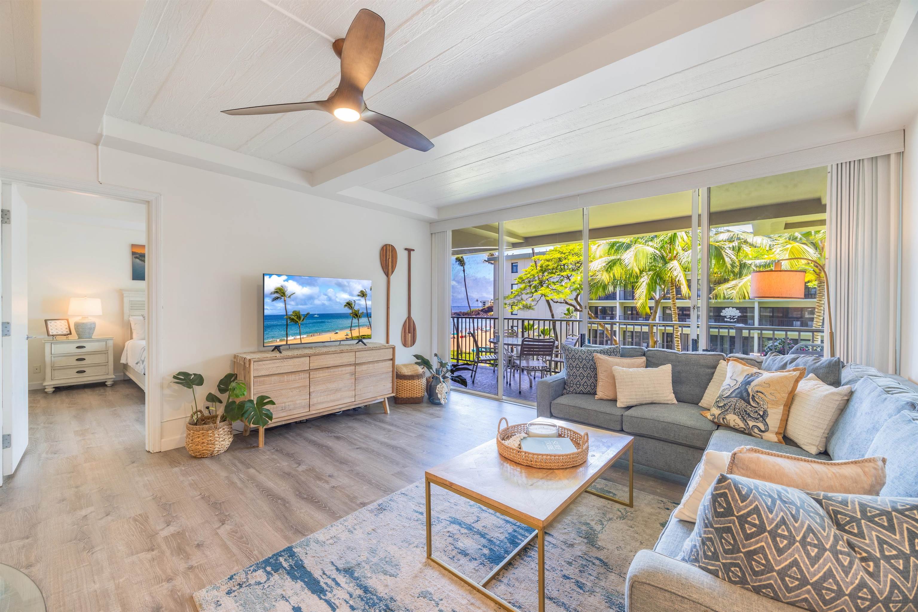 Whaler I condo # 412, Lahaina, Hawaii - photo 4 of 43