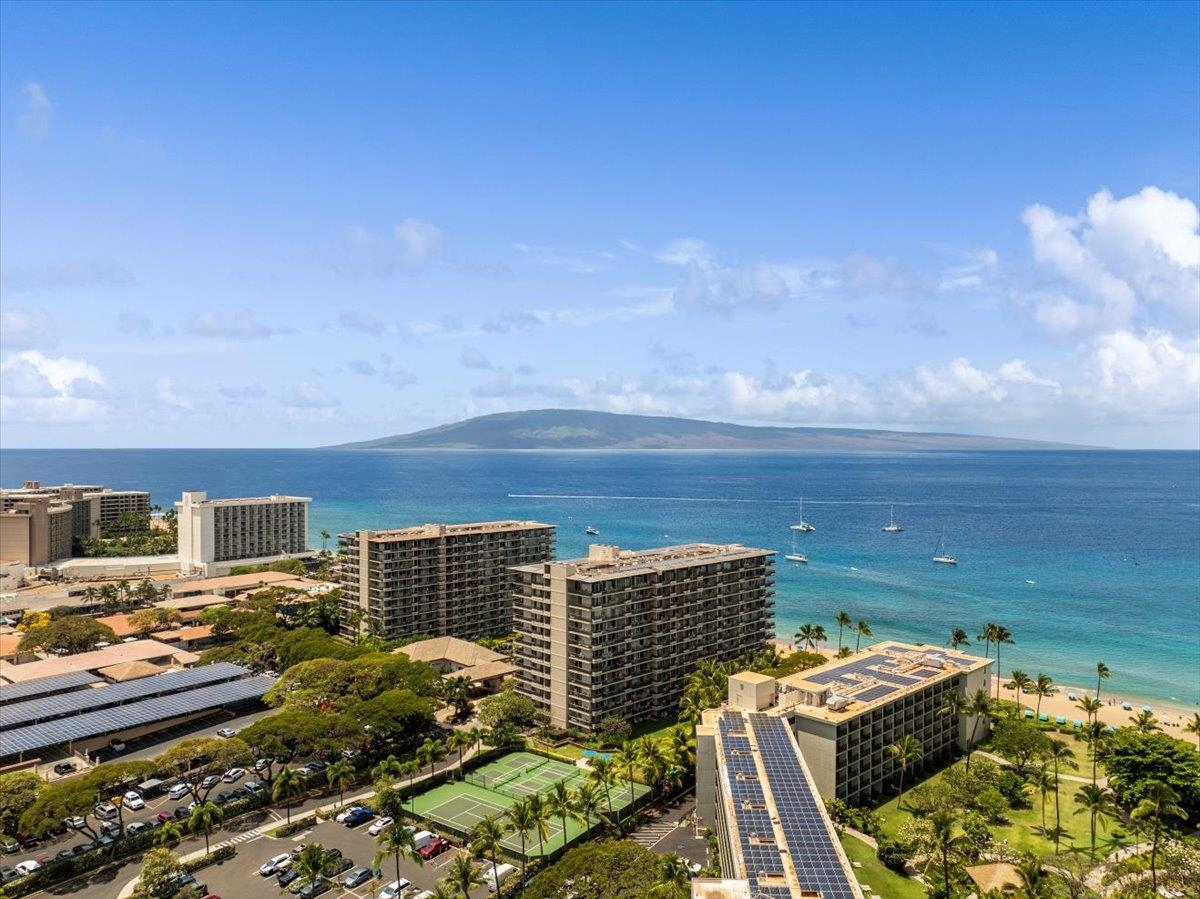 Whaler I condo # 415, Lahaina, Hawaii - photo 2 of 24