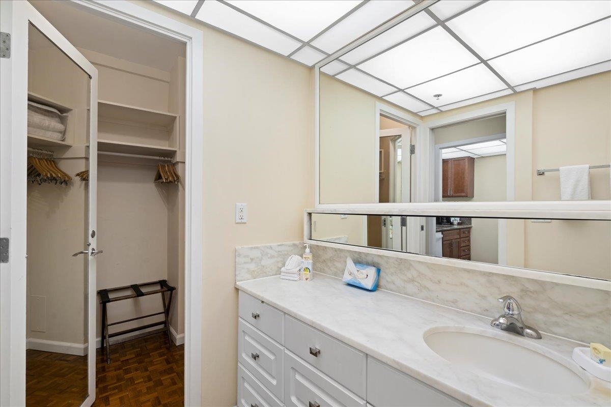 Whaler I condo # 415, Lahaina, Hawaii - photo 11 of 24