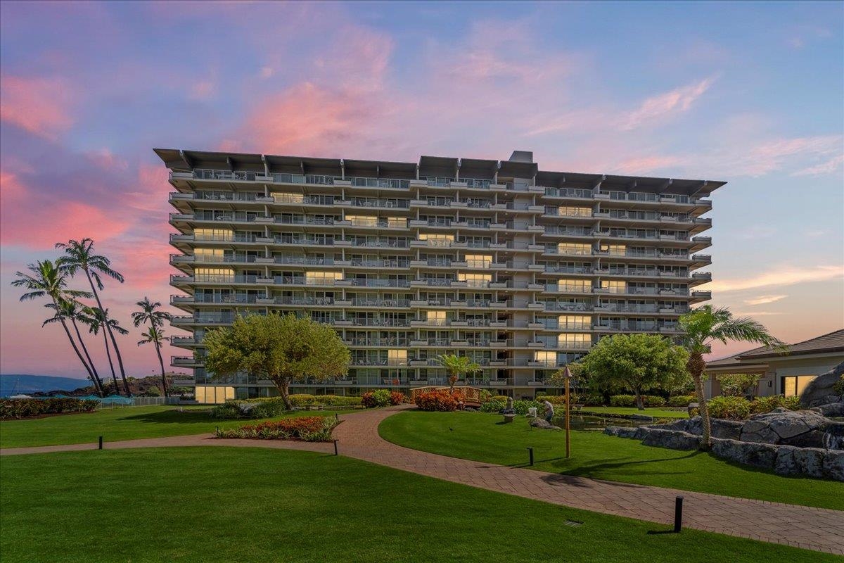 Whaler I condo # 415, Lahaina, Hawaii - photo 24 of 24