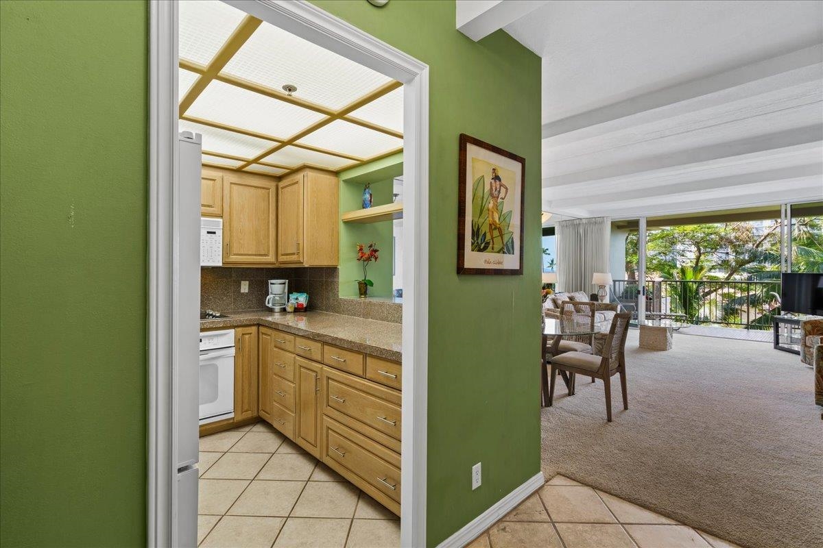 Whaler II condo # 459, Lahaina, Hawaii - photo 17 of 50