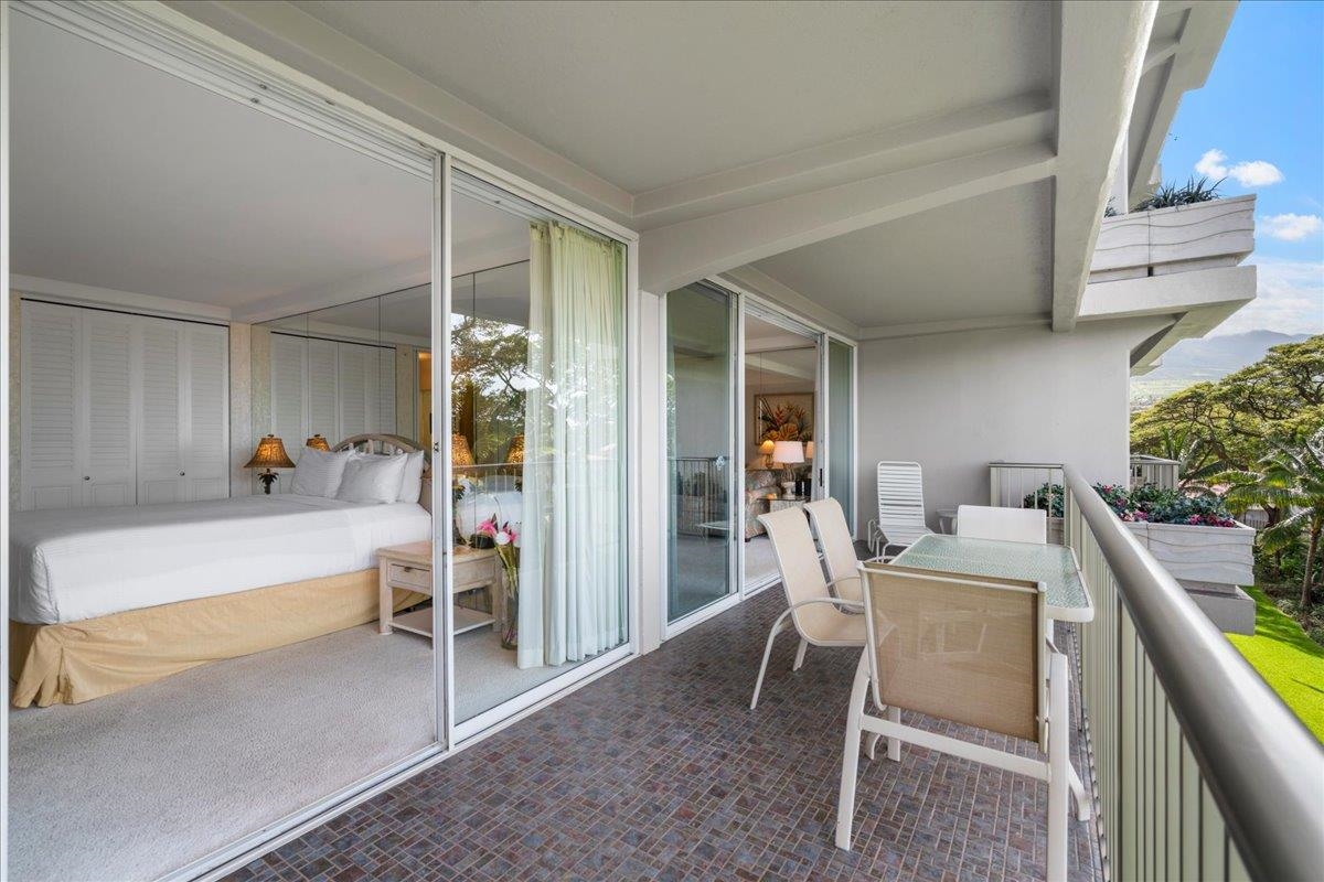 Whaler II condo # 459, Lahaina, Hawaii - photo 30 of 50