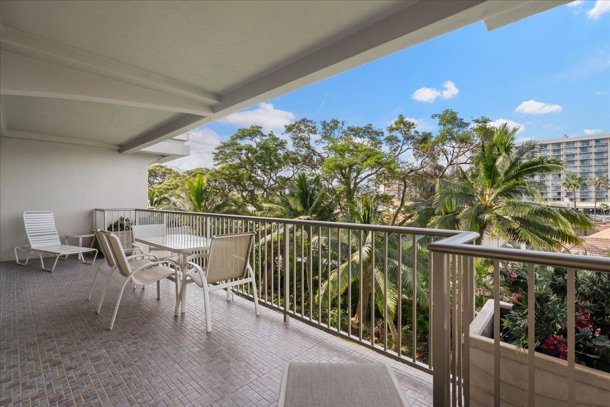 Whaler II condo # 459, Lahaina, Hawaii - photo 34 of 50