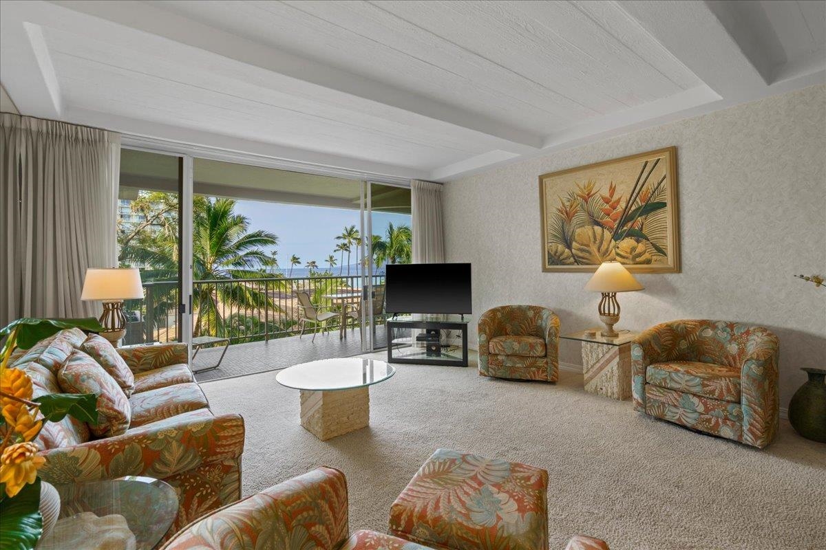 Whaler II condo # 459, Lahaina, Hawaii - photo 5 of 50