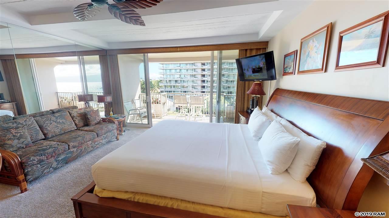 Whaler I condo # 513, Lahaina, Hawaii - photo 11 of 29