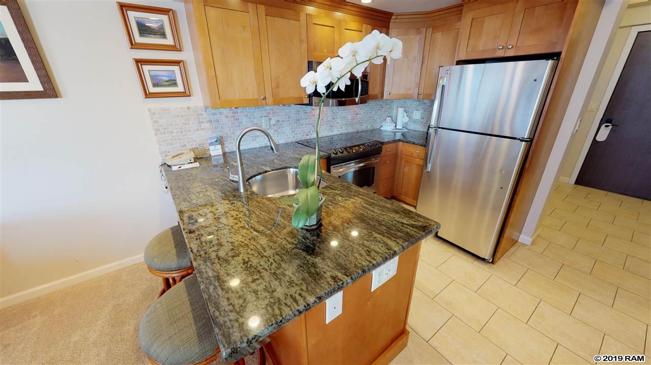 Whaler I condo # 513, Lahaina, Hawaii - photo 16 of 29